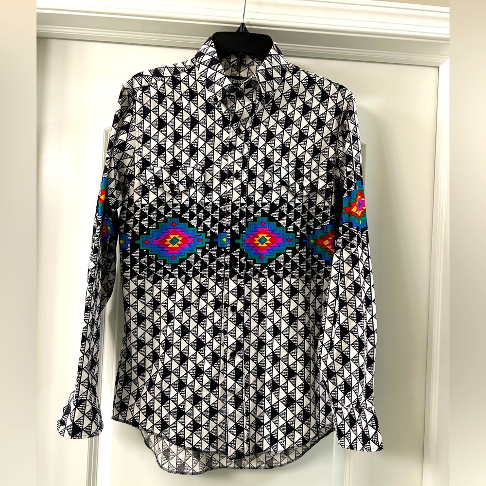 Wrangler Vintage  80’s Aztec Print Cowboy Cut Button Down Shirt. Made in USA 🇺🇸